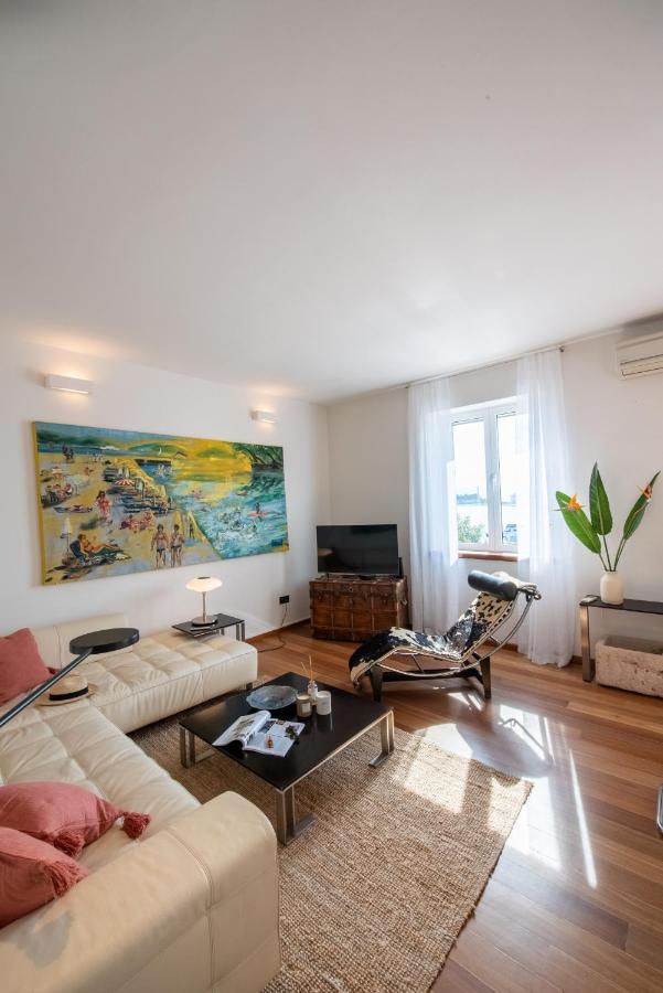 Airy Seafront 1920S Apartment Split Exterior foto