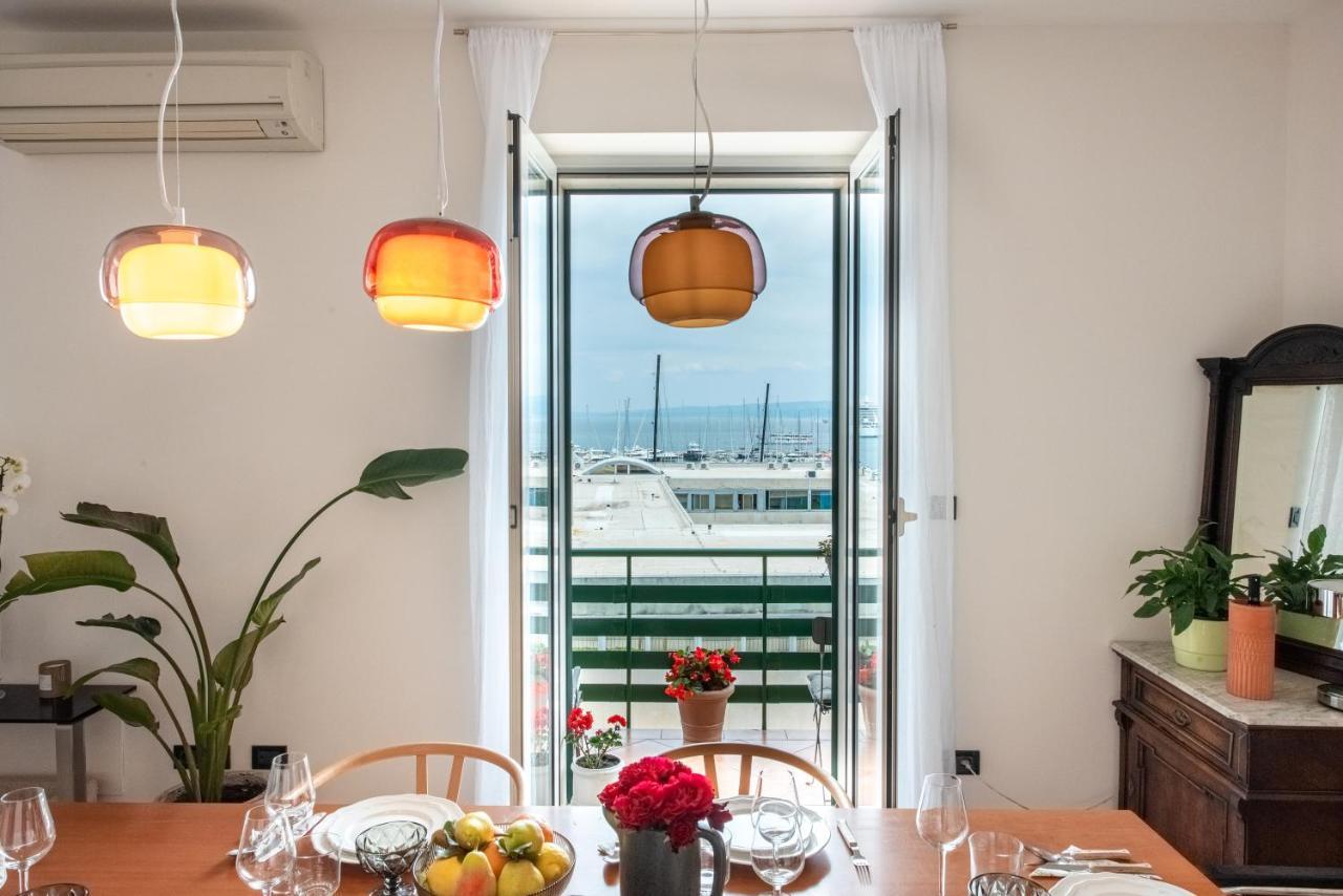 Airy Seafront 1920S Apartment Split Exterior foto